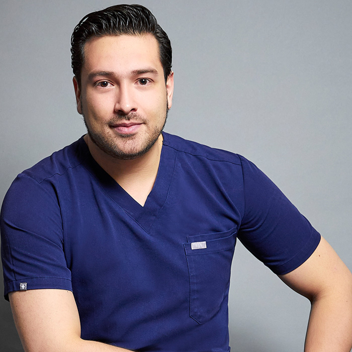 Dr. Ricardo Frade Flores